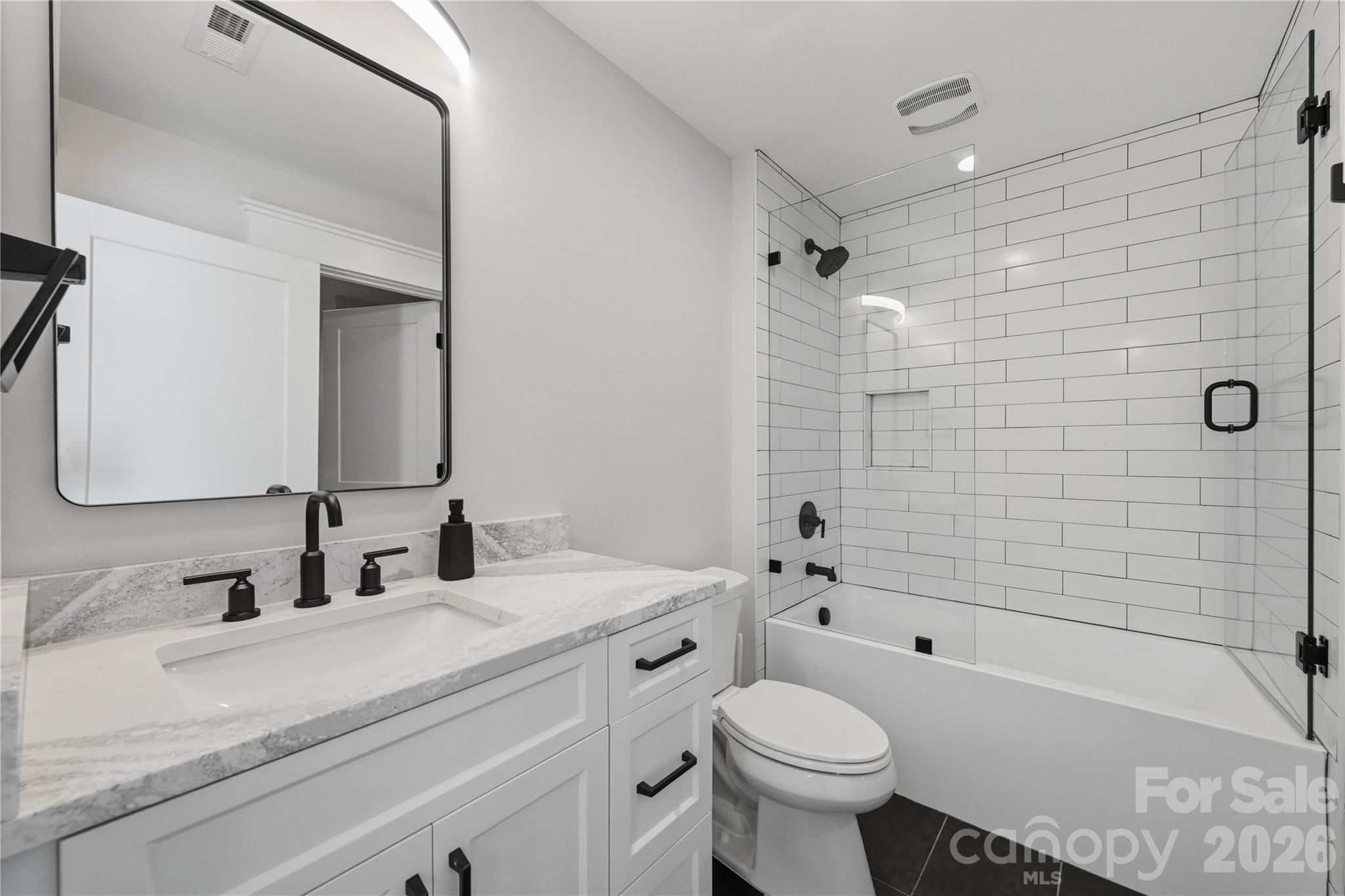 921 Woodside Avenue Property Photo 39