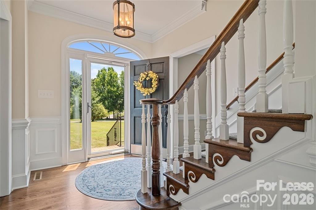 6135 Highview Road Property Photo 2