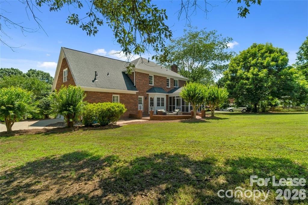 6135 Highview Road Property Photo 3