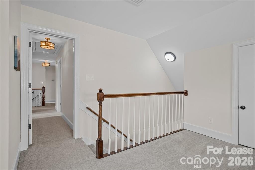 6135 Highview Road Property Photo 21