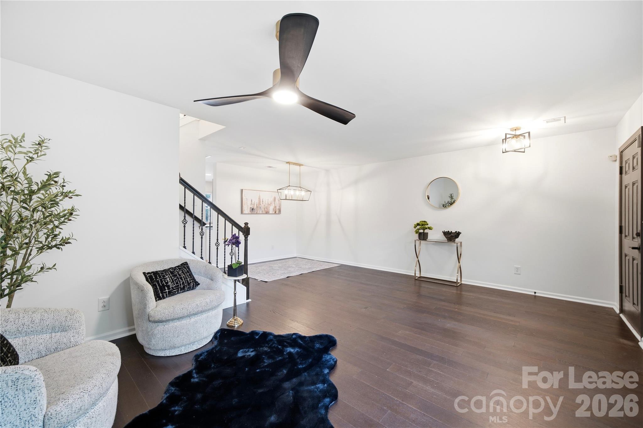 6105 Warrior Avenue Property Photo 3
