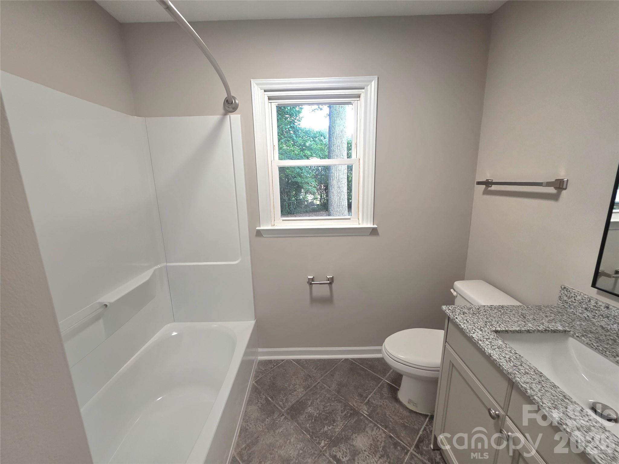 733 Crestwood Avenue Property Photo 14