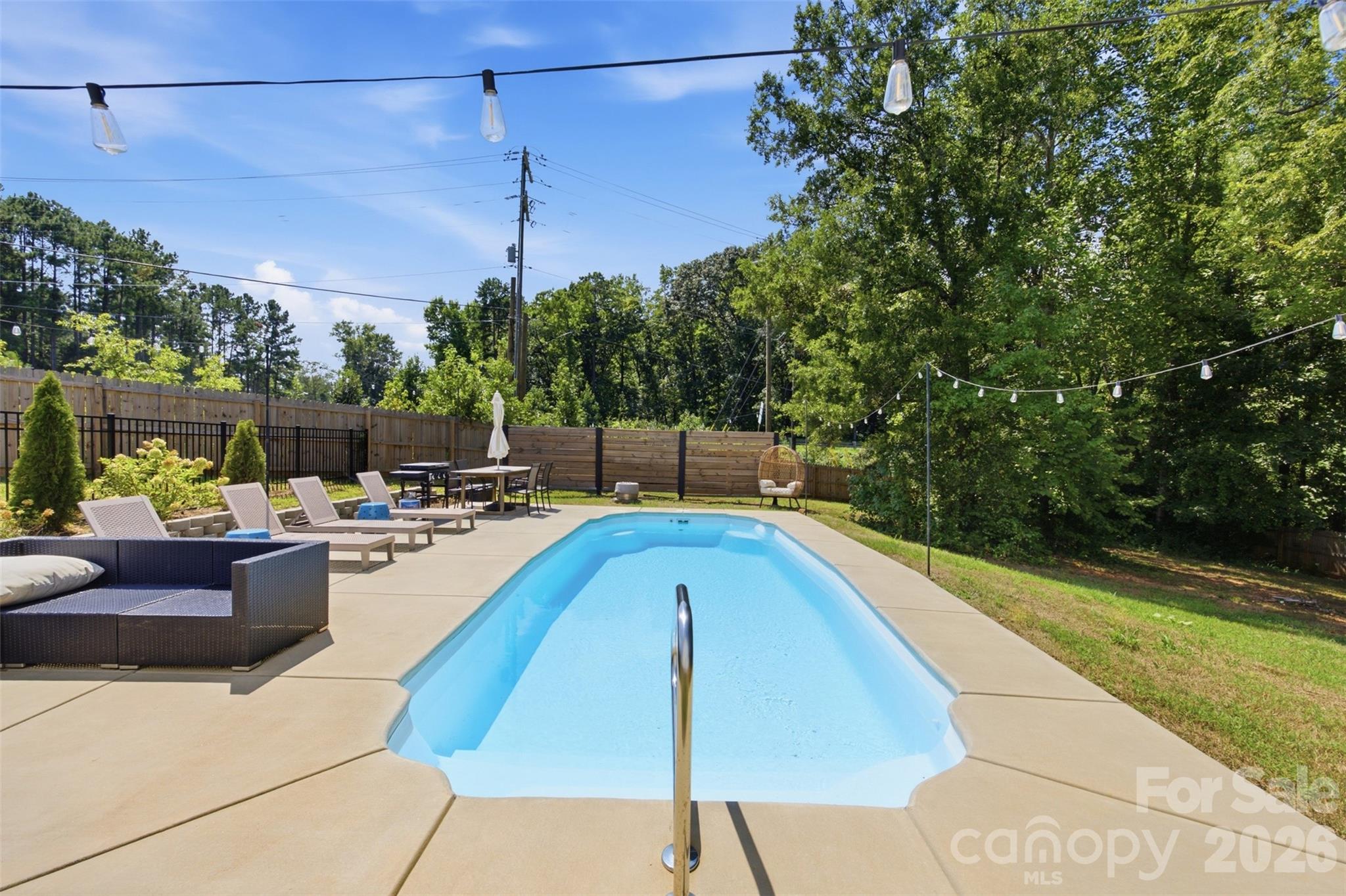 1382 W Rebound Road Property Photo 37