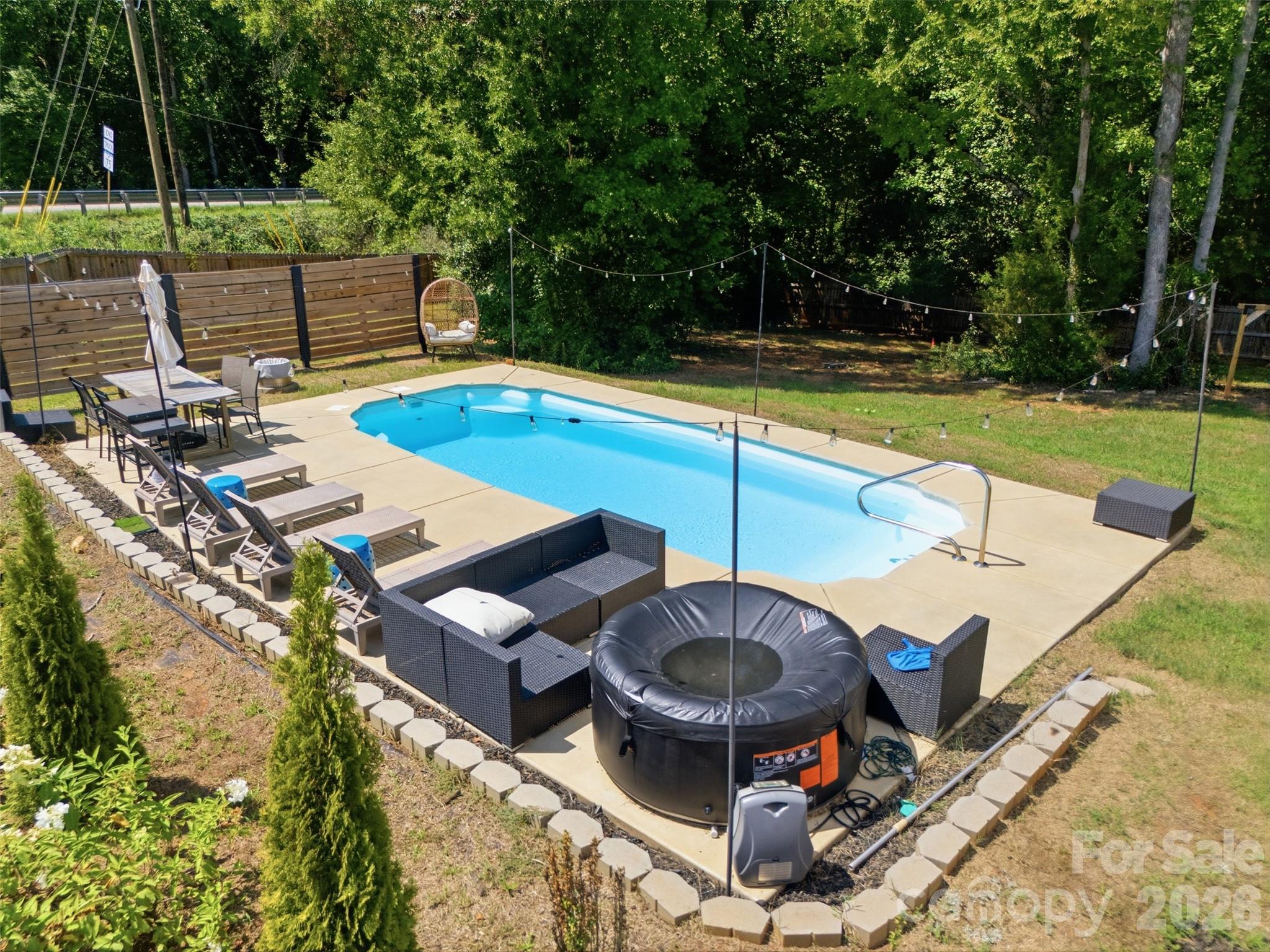 1382 W Rebound Road Property Photo 40