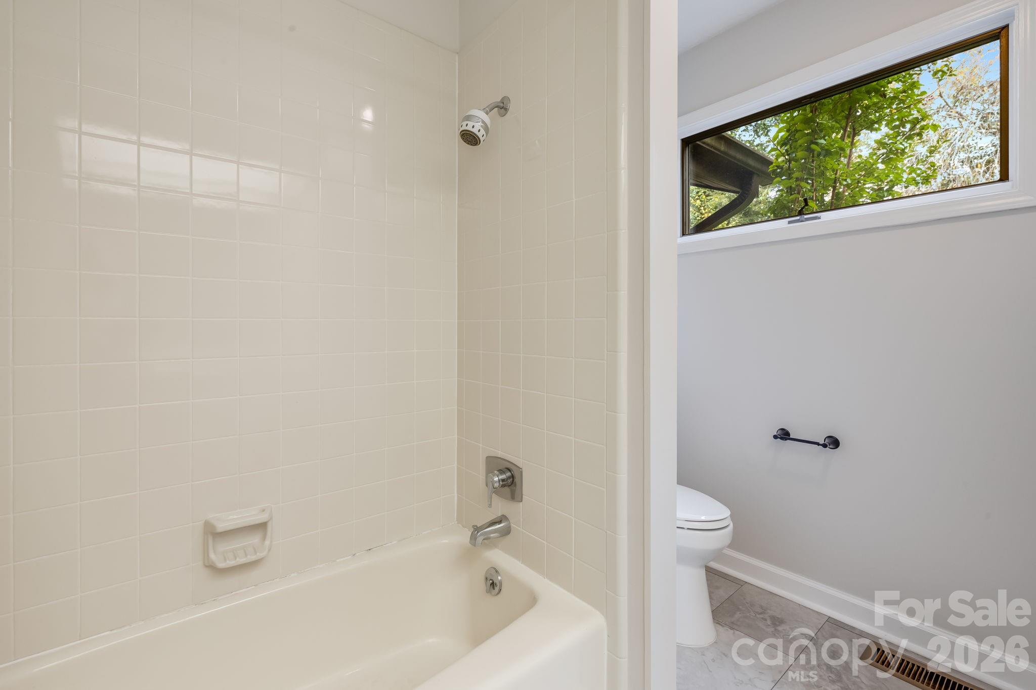 15 Moland Drive A Property Photo 31