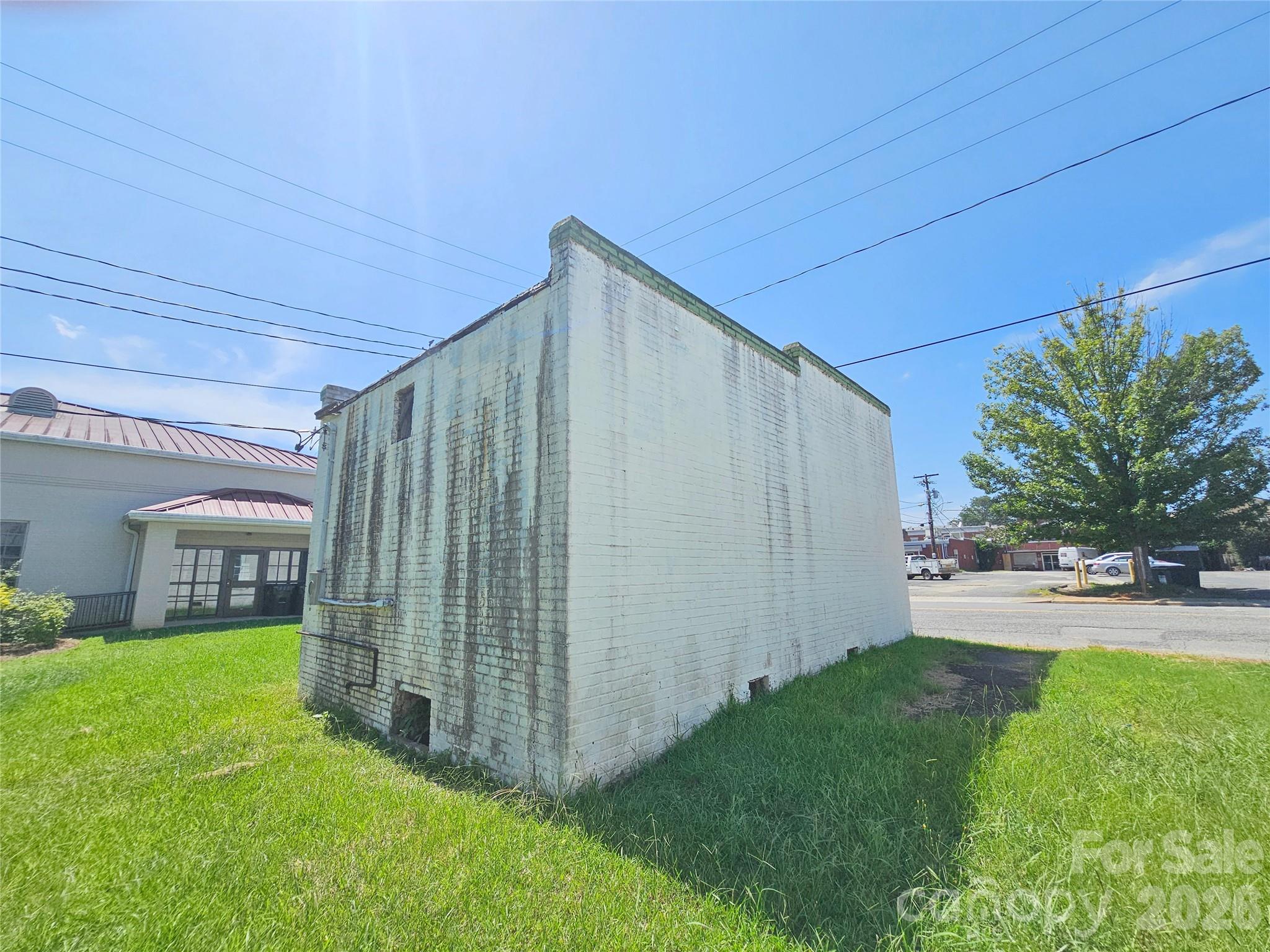 4 Roosevelt Street Property Photo 3