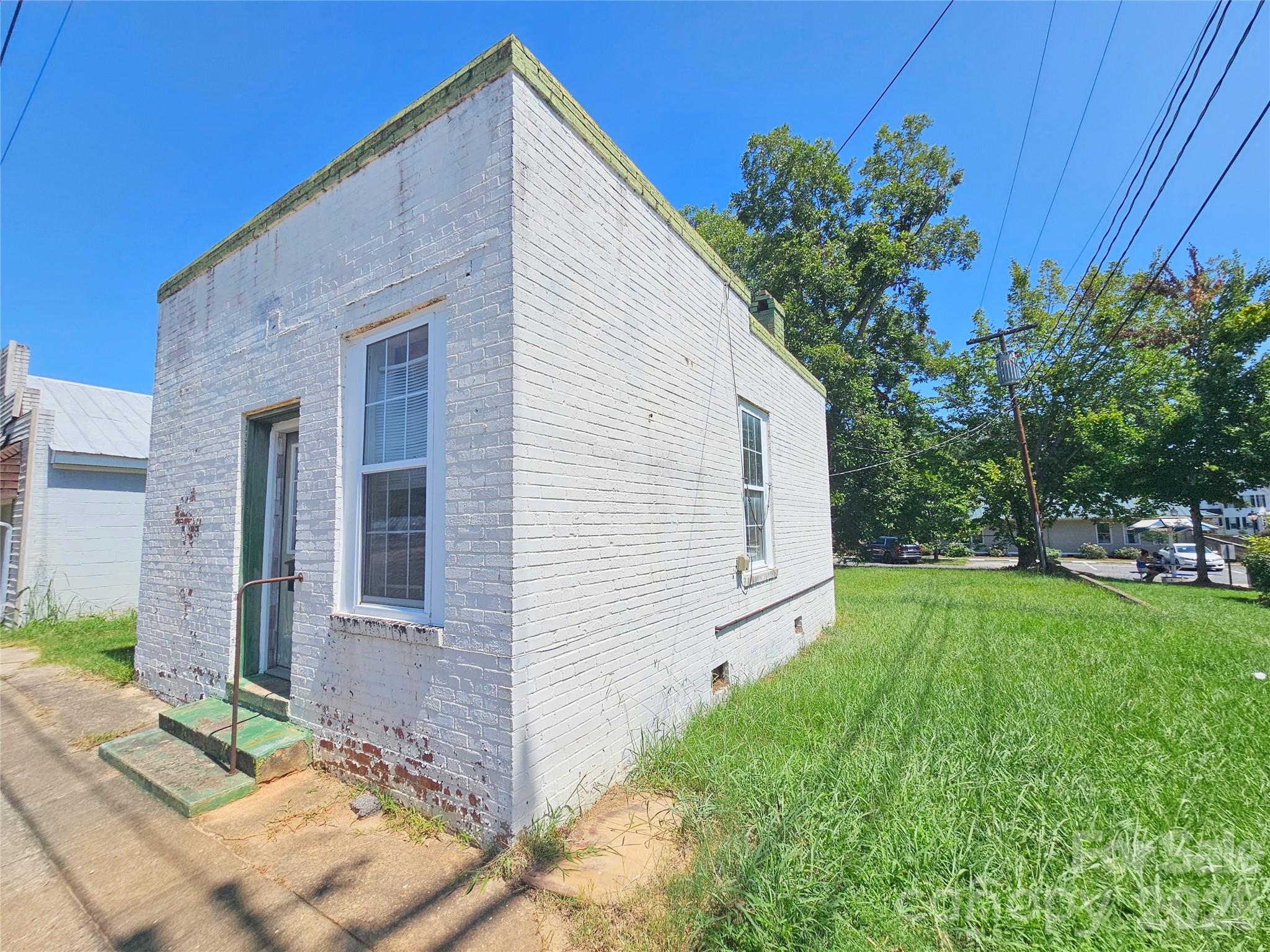 4 Roosevelt Street Property Photo 5