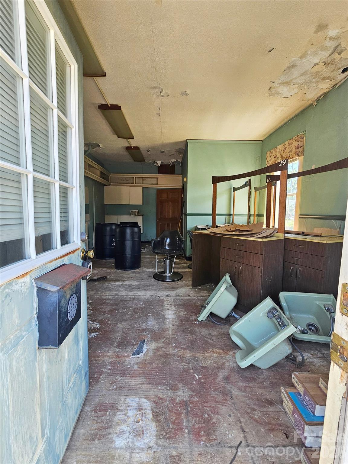 4 Roosevelt Street Property Photo 8