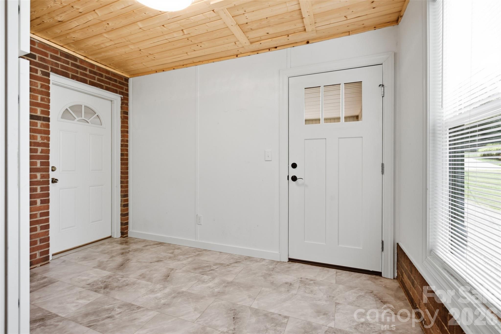 3776 Newhall Drive Property Photo 19