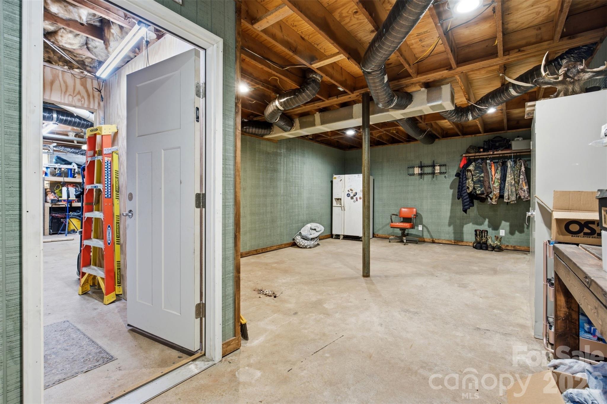 3776 Newhall Drive Property Photo 20