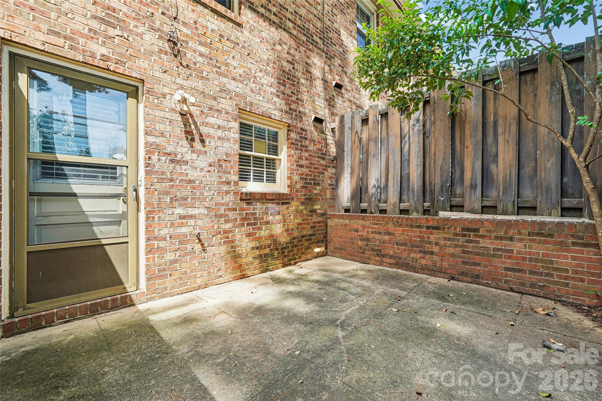 6436 Old Pineville Road E Property Photo 10
