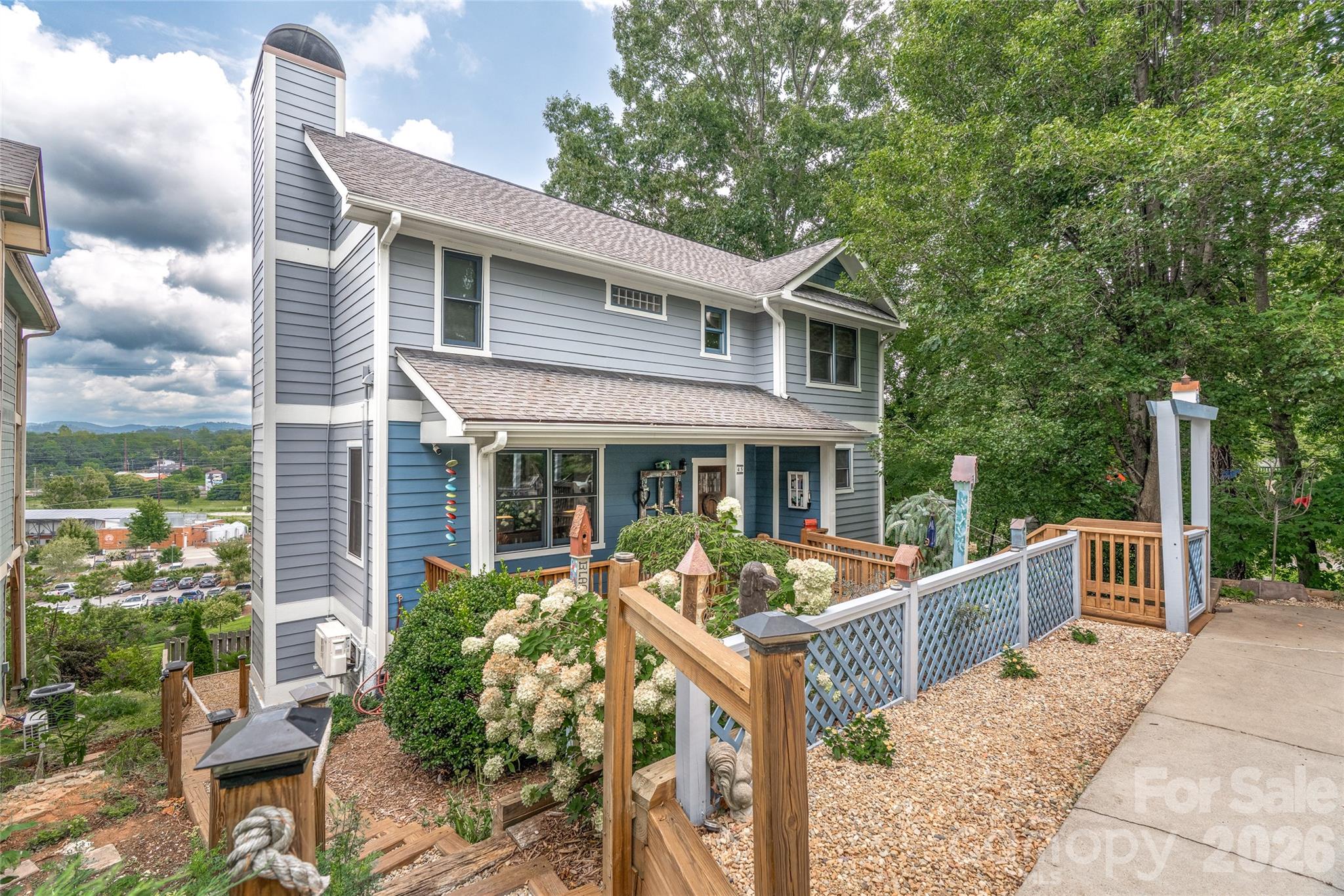 45 Logan Circle Property Photo 1