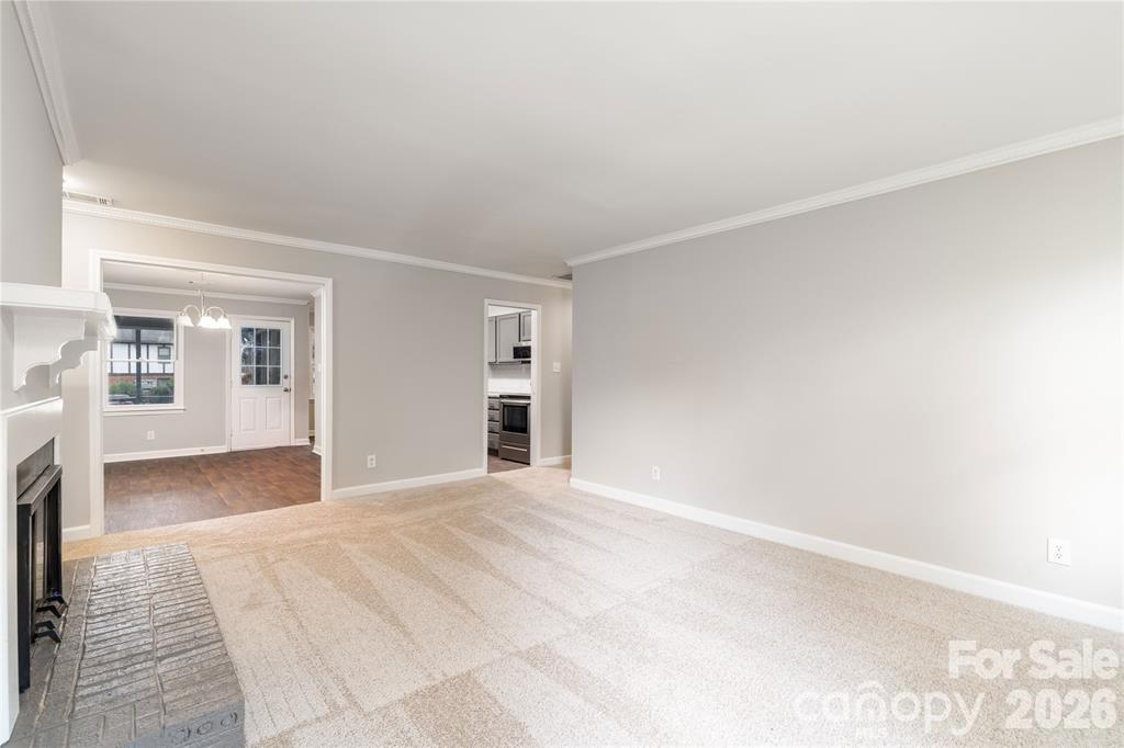 1784 Ebenezer Road D Property Photo 9