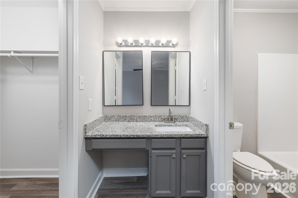 1784 Ebenezer Road D Property Photo 14