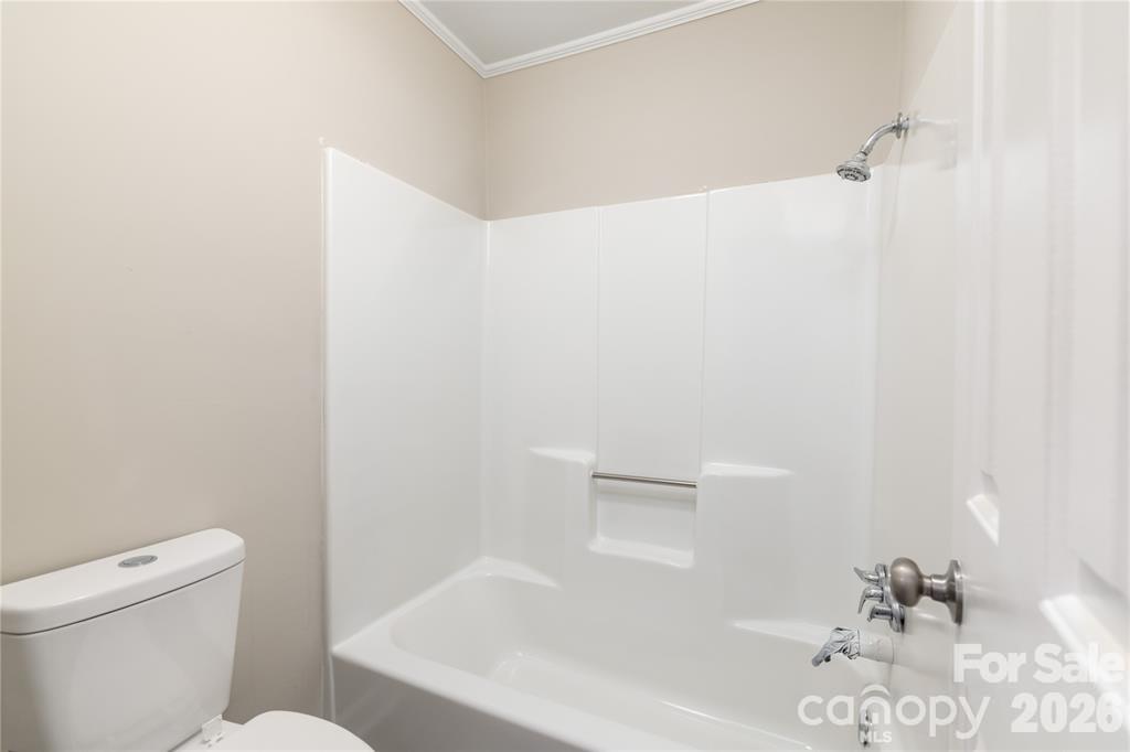 1784 Ebenezer Road D Property Photo 17