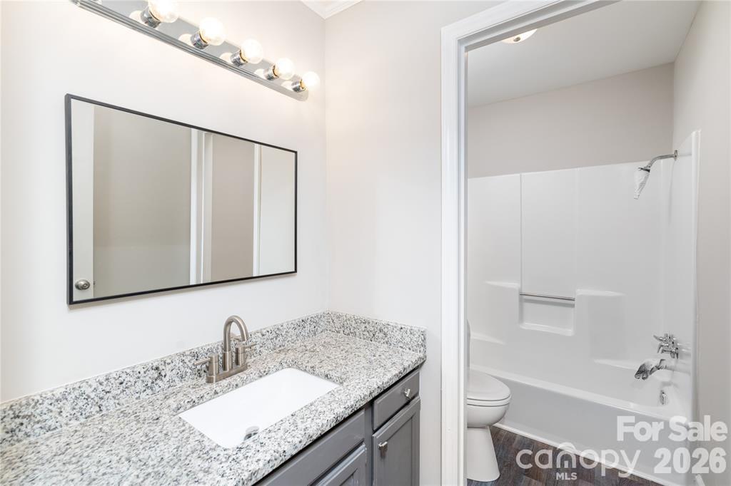 1784 Ebenezer Road D Property Photo 18