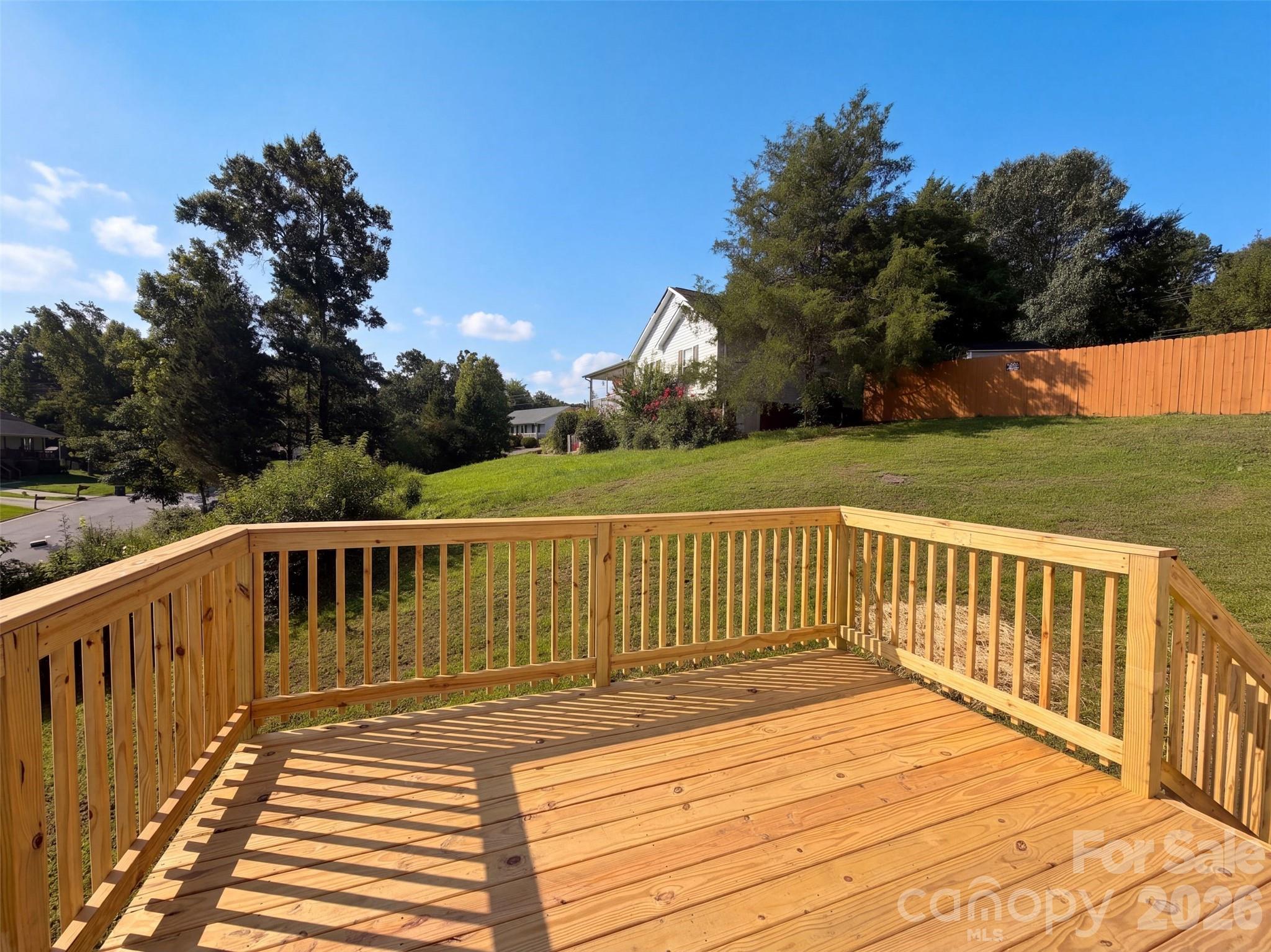 1667 Oakview Way Property Photo 15