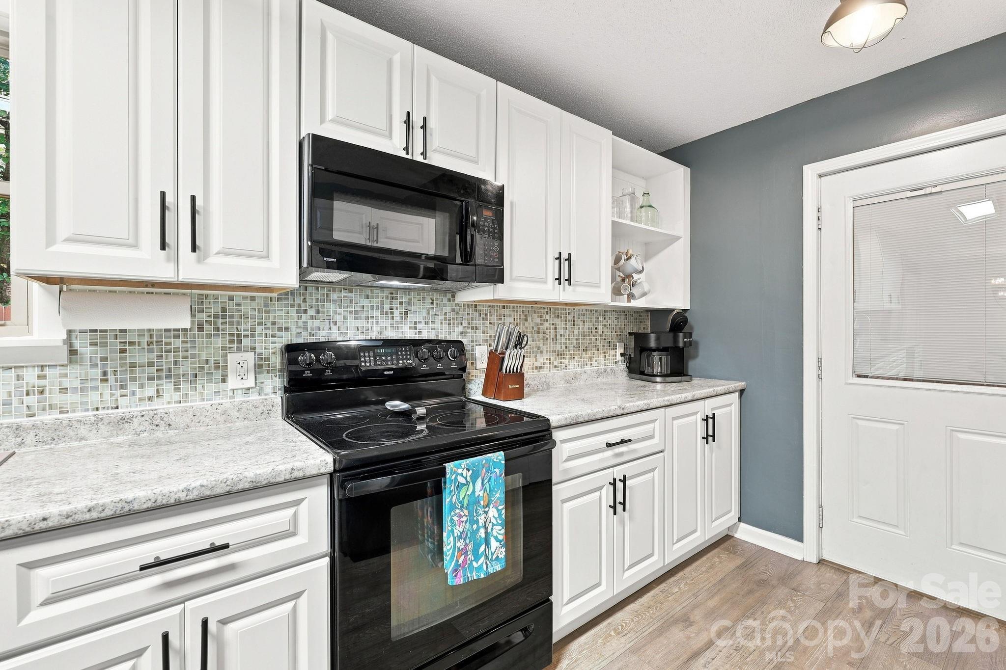 24 Oakwood Road Property Photo 15