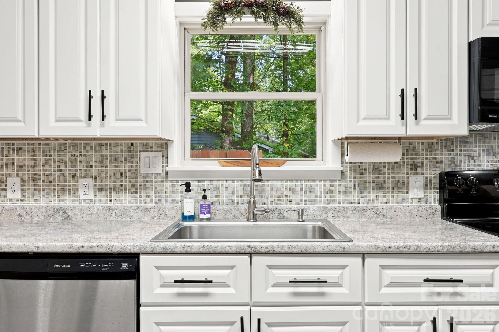 24 Oakwood Road Property Photo 17