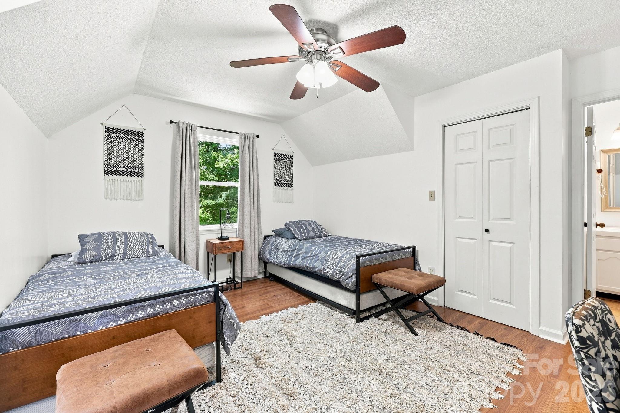 24 Oakwood Road Property Photo 28