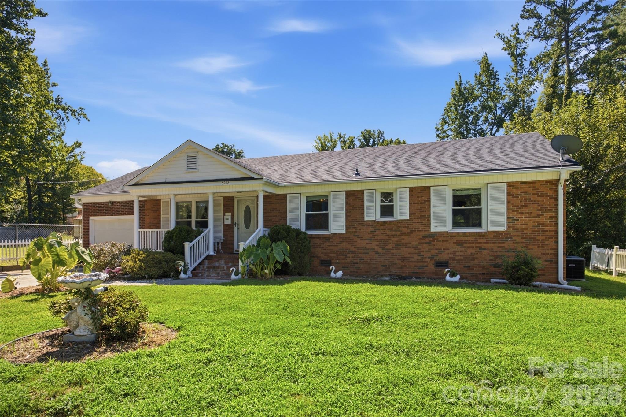5218 Dolphin Lane Property Photo 7