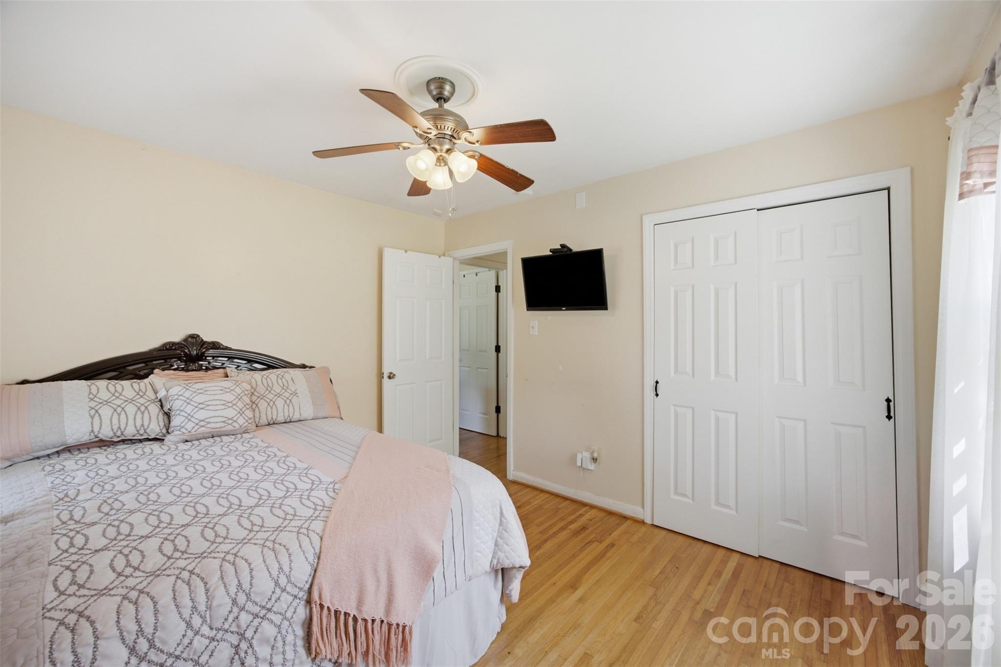 5218 Dolphin Lane Property Photo 28