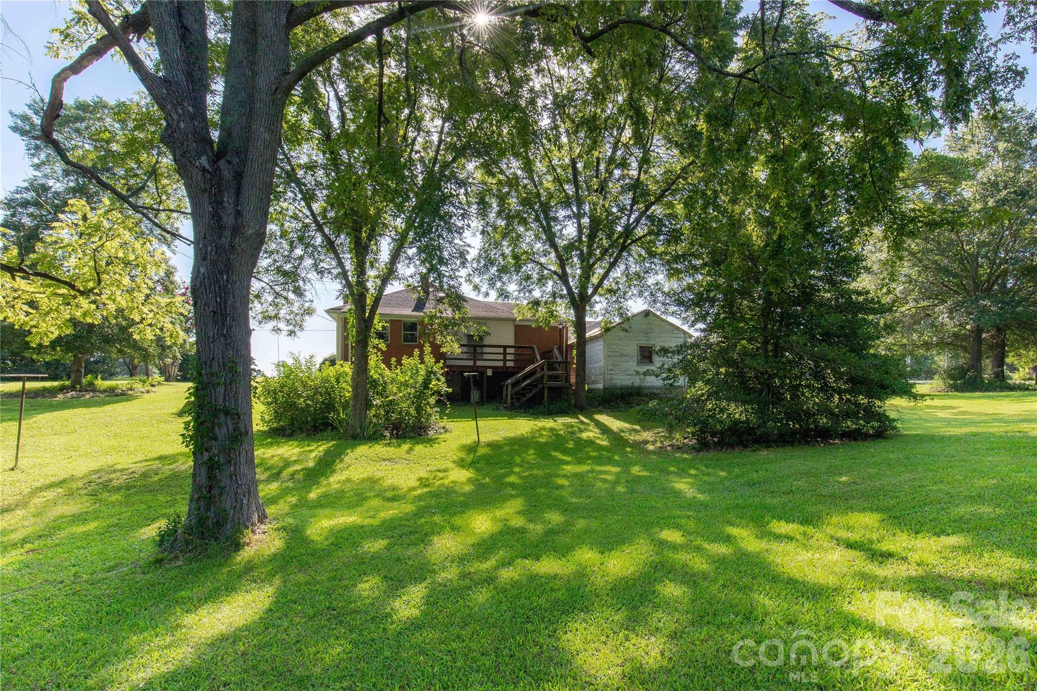 1670 Lynwood Drive Property Photo 21