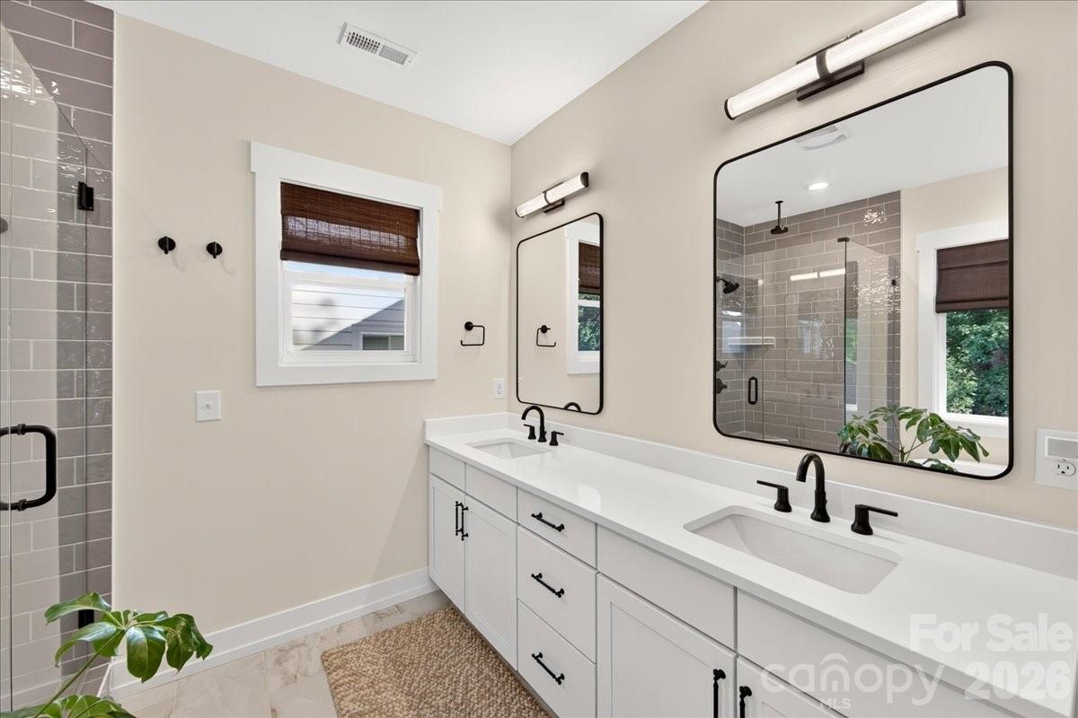 816 State Street Property Photo 34