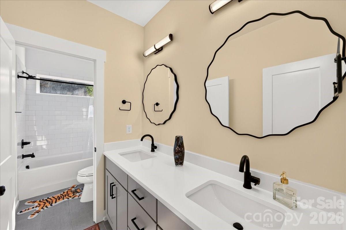 816 State Street Property Photo 39