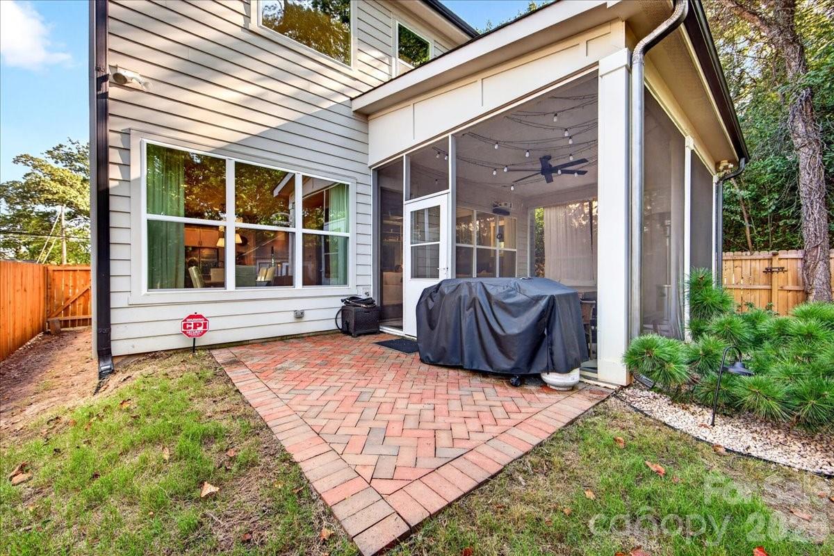 816 State Street Property Photo 43