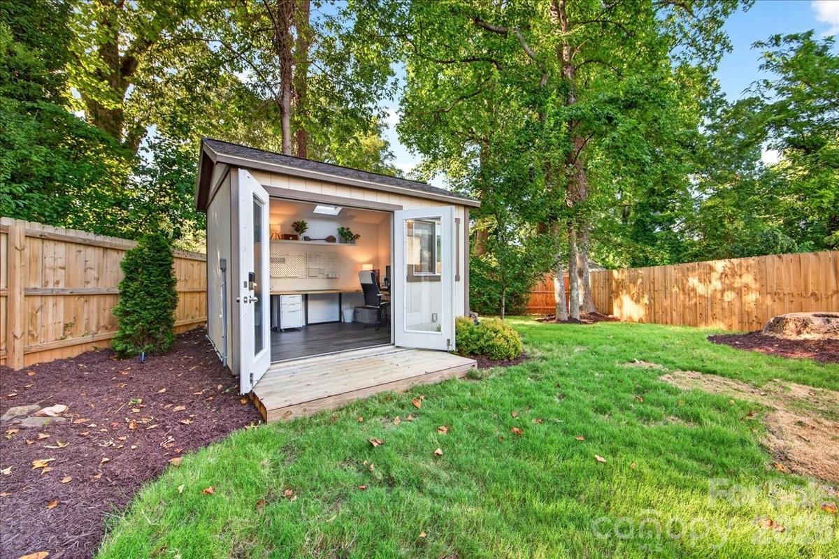 816 State Street Property Photo 45