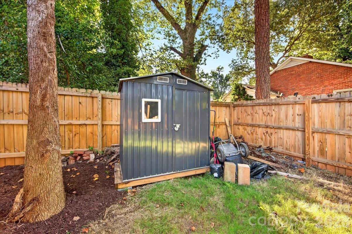 816 State Street Property Photo 48
