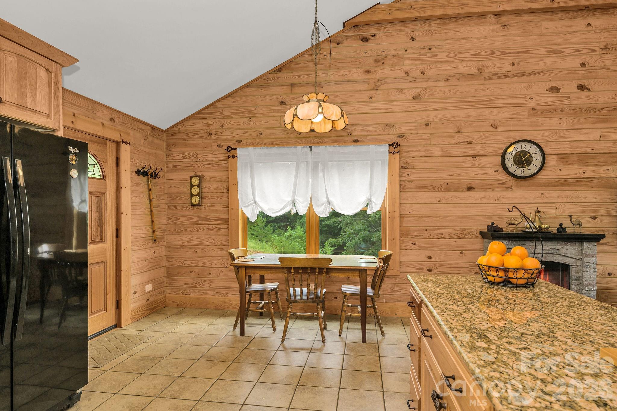 1070 Kindle Creek Drive Property Photo 11
