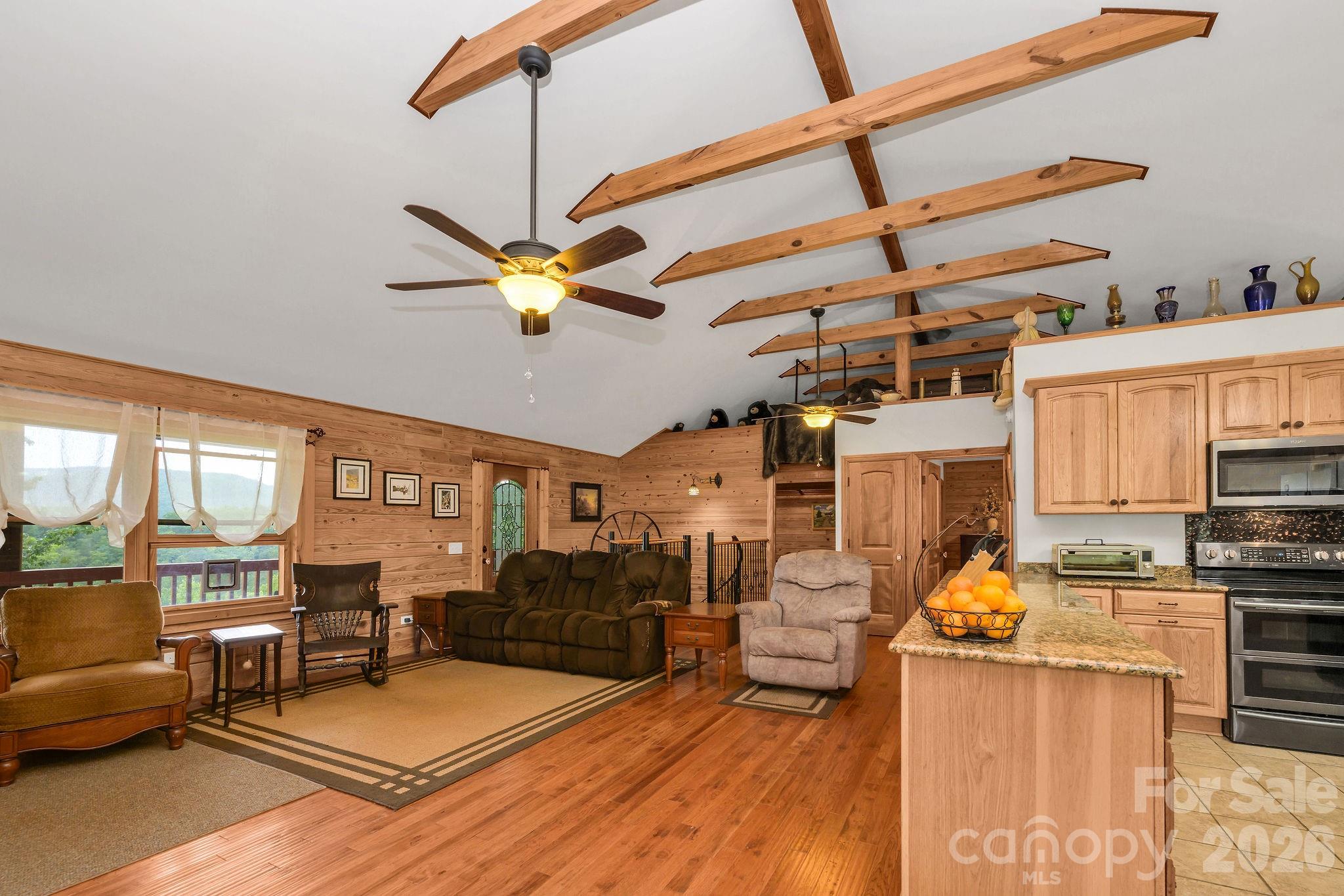 1070 Kindle Creek Drive Property Photo 13