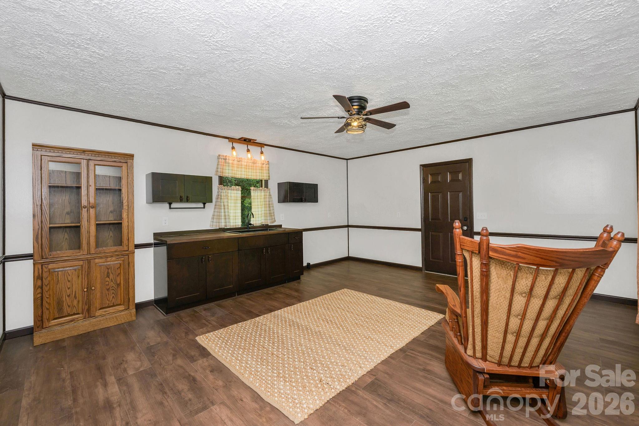 1070 Kindle Creek Drive Property Photo 38