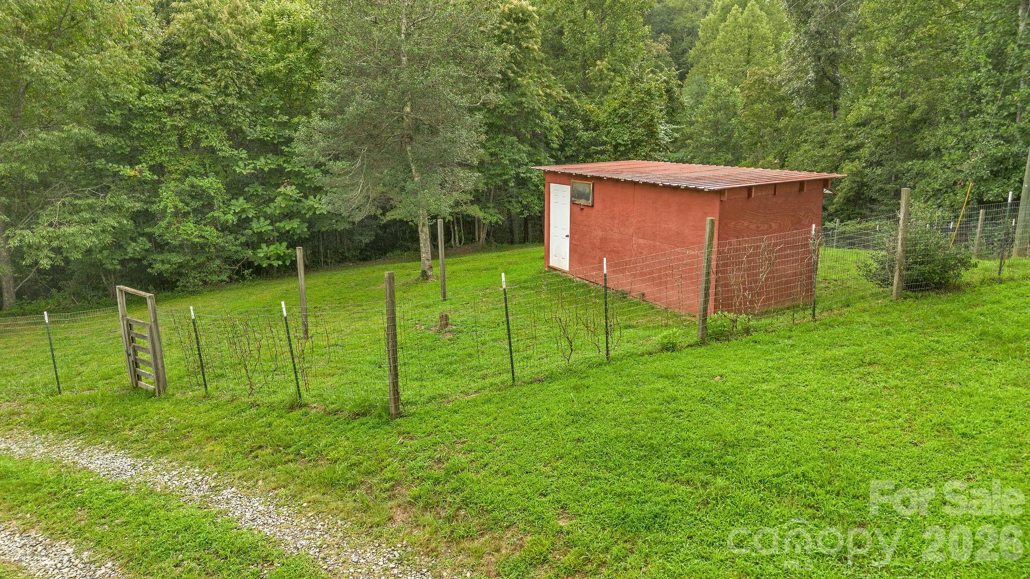 1070 Kindle Creek Drive Property Photo 46