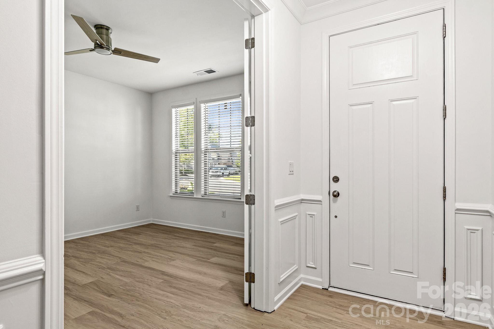 2609 Suffolk Place Property Photo 4