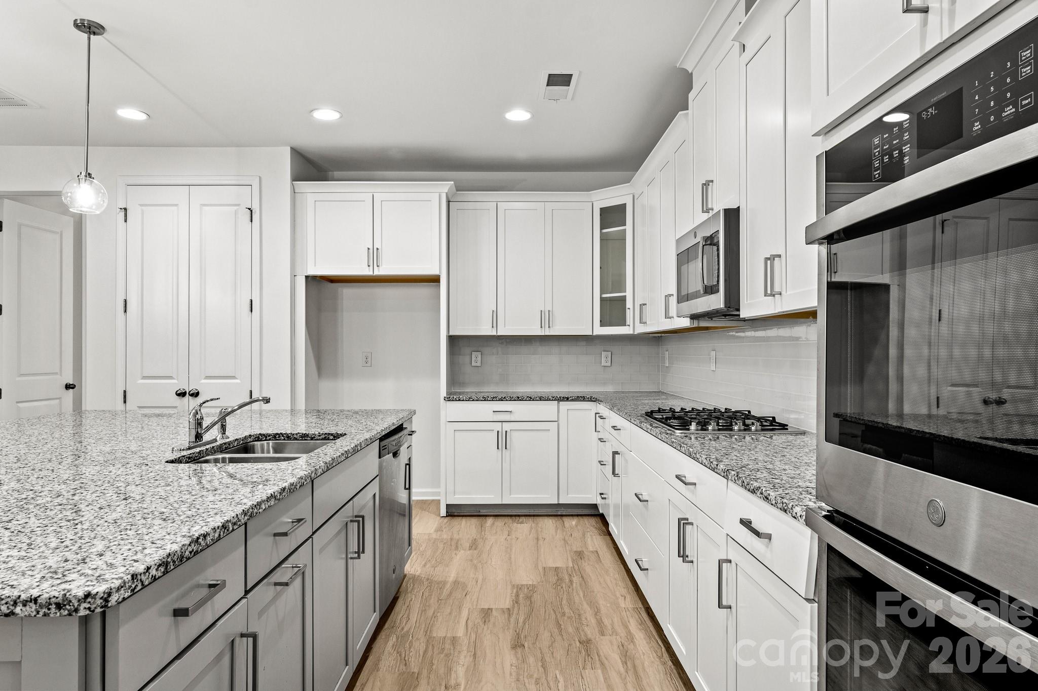 2609 Suffolk Place Property Photo 18