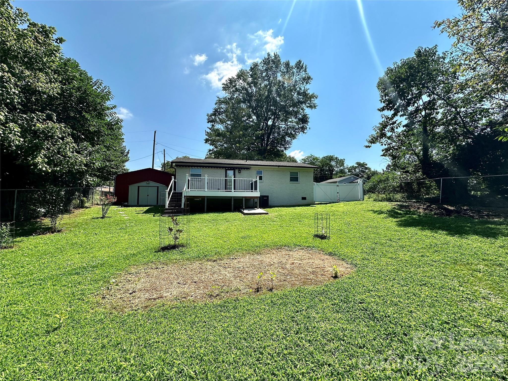 811 Kennedy Street Property Photo 21