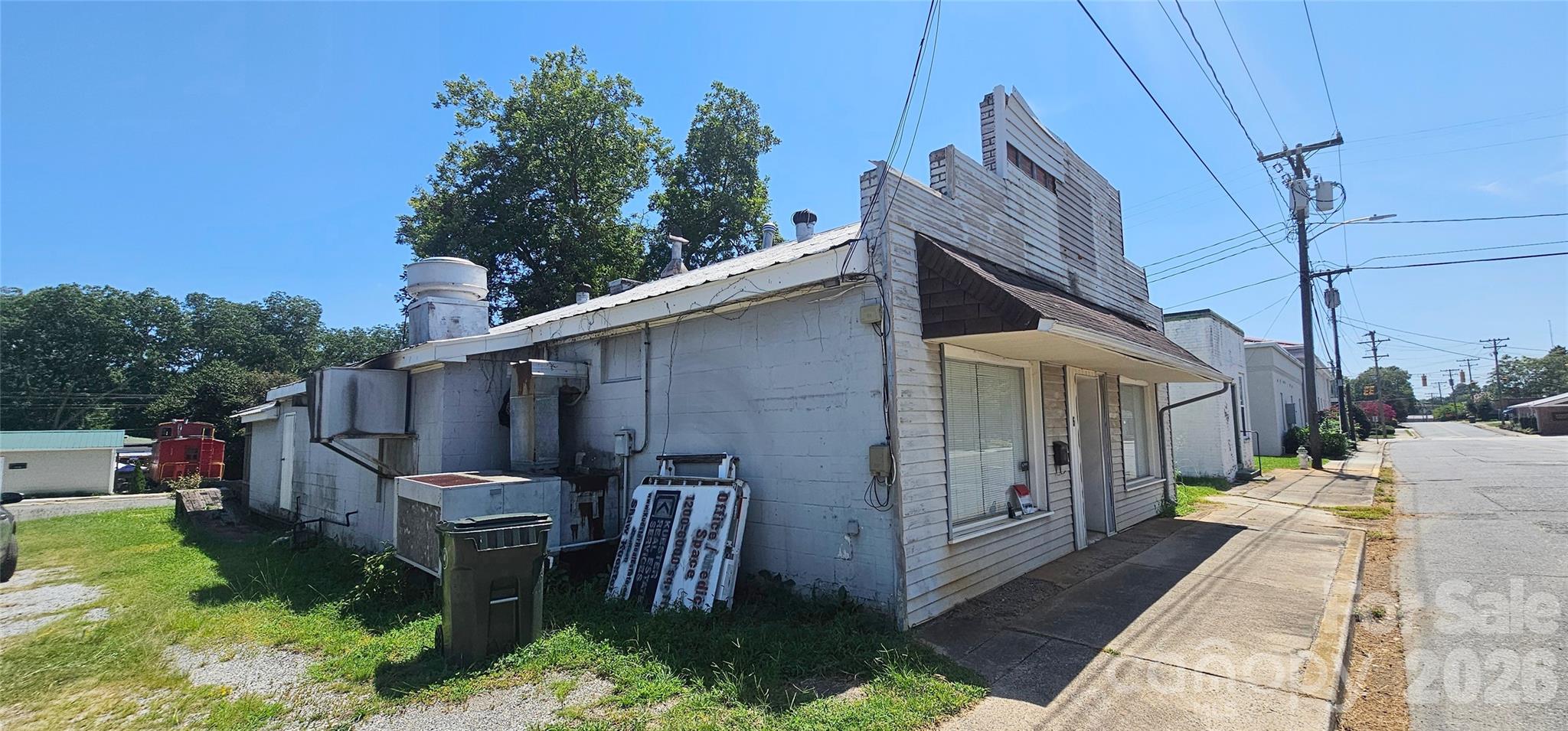 6 Roosevelt Street Property Photo 6