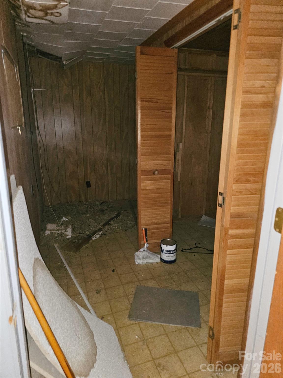 6 Roosevelt Street Property Photo 28