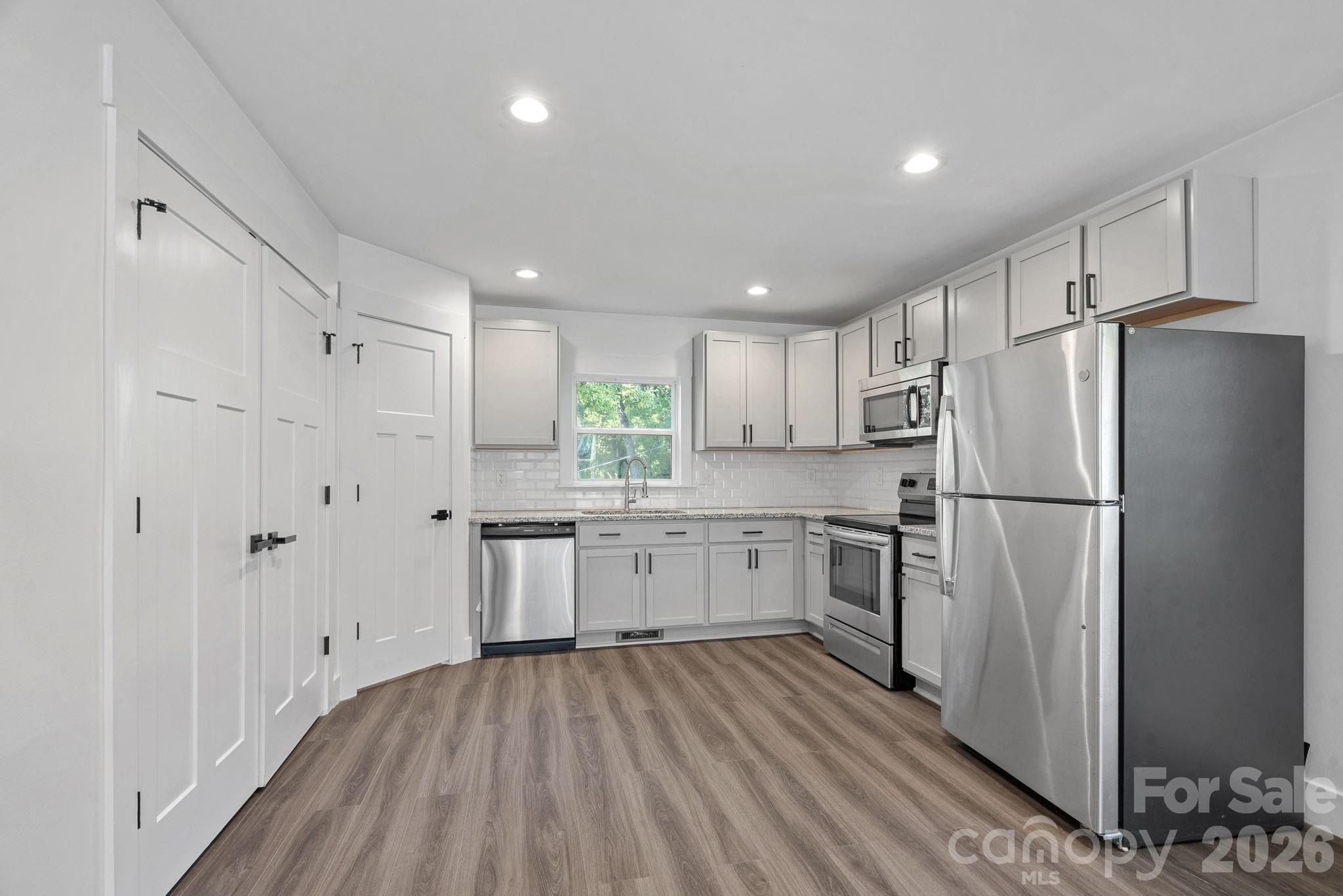 427 B Arbor Drive B Property Photo 6