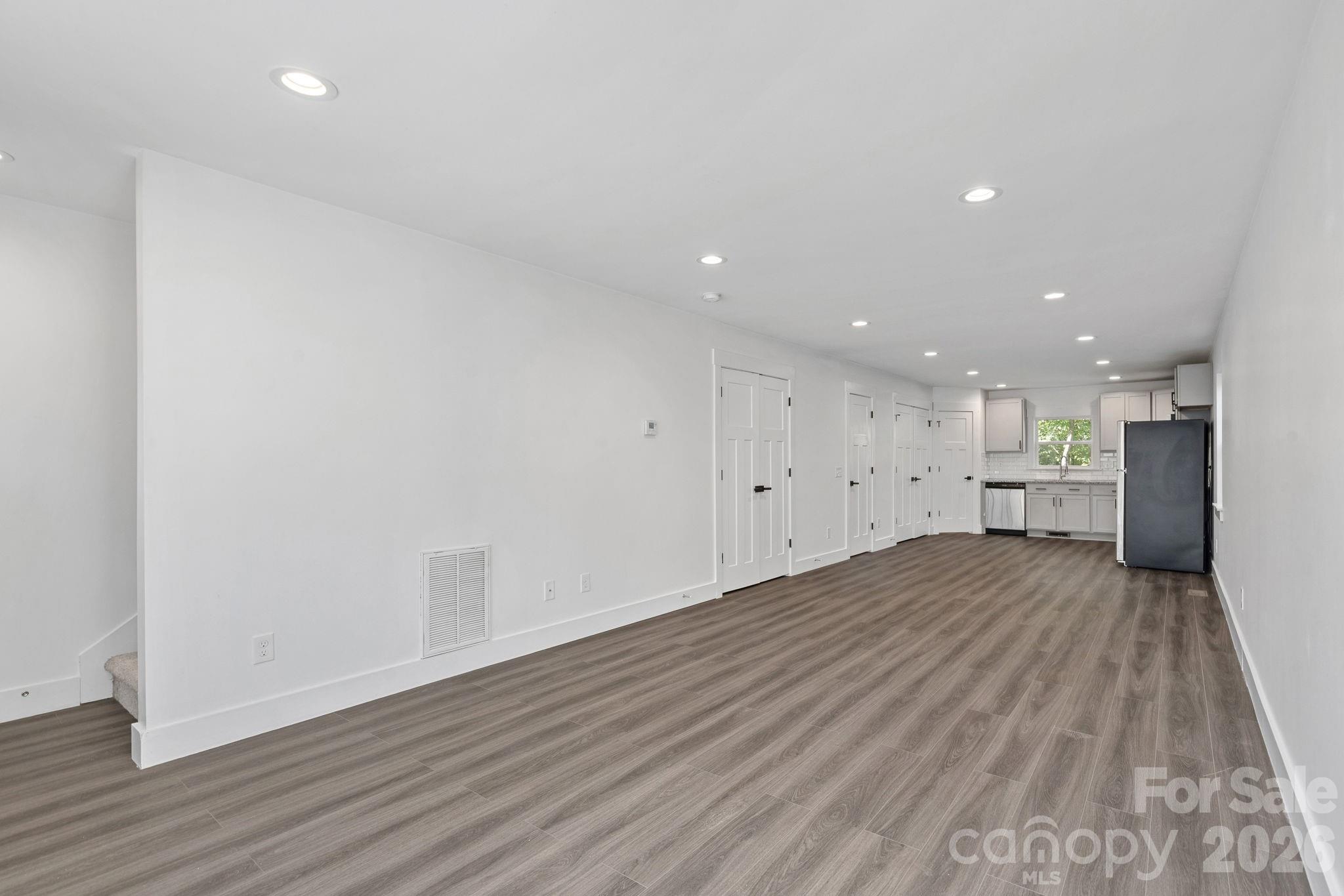 427 B Arbor Drive B Property Photo 14