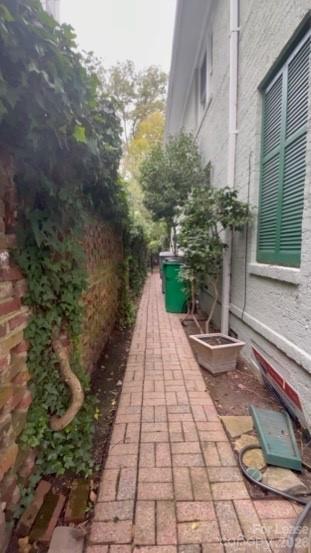 404 W 8th Street Property Photo 2