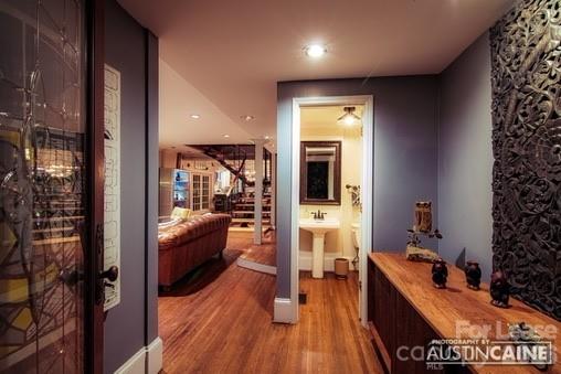 404 W 8th Street Property Photo 4