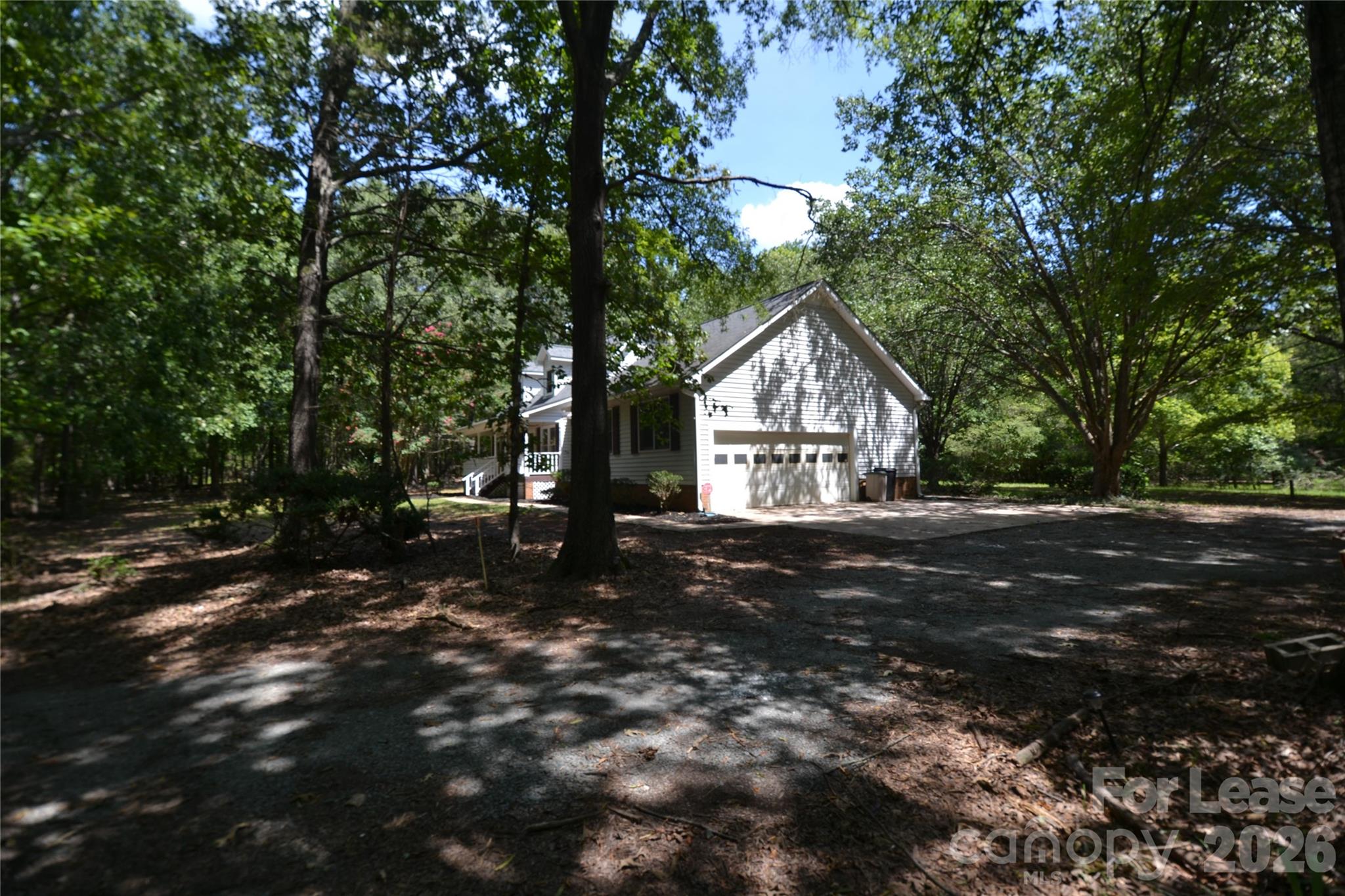 7015 Spruce Pine Trail Property Photo 3