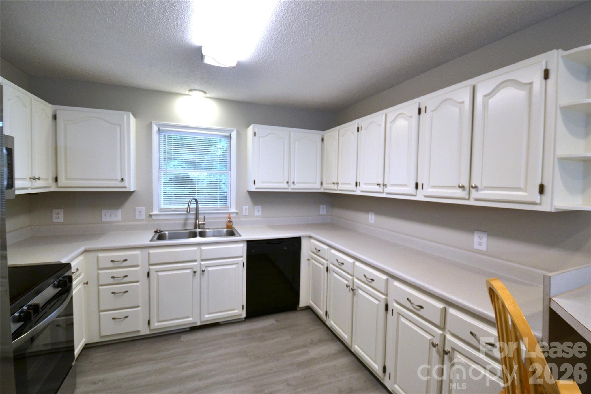 7015 Spruce Pine Trail Property Photo 15