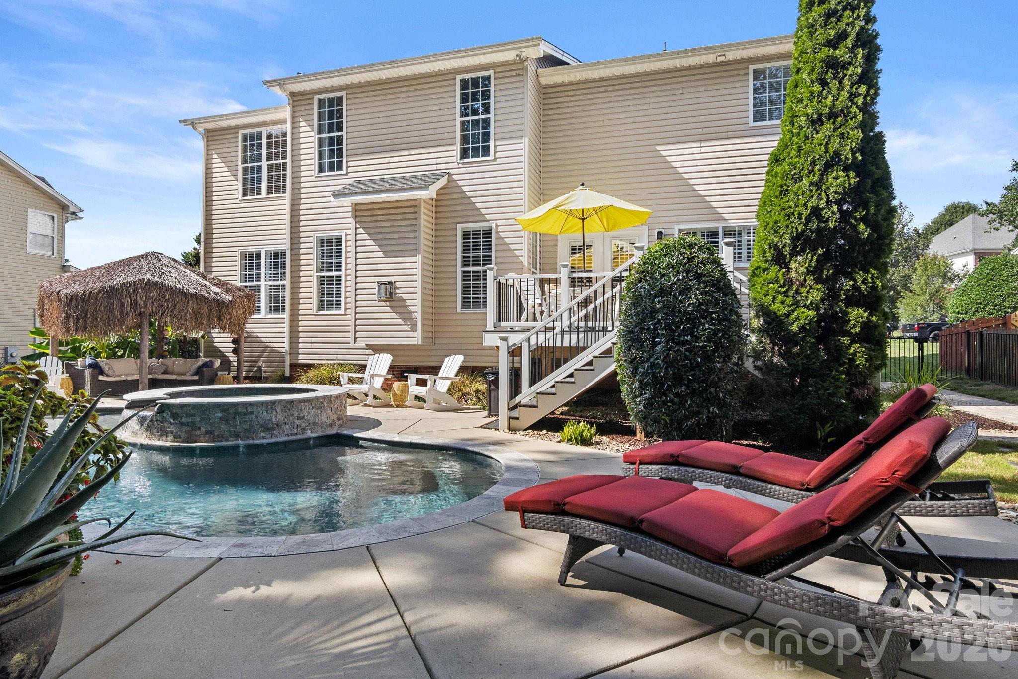 4431 Sunset Rose Drive Property Photo 9