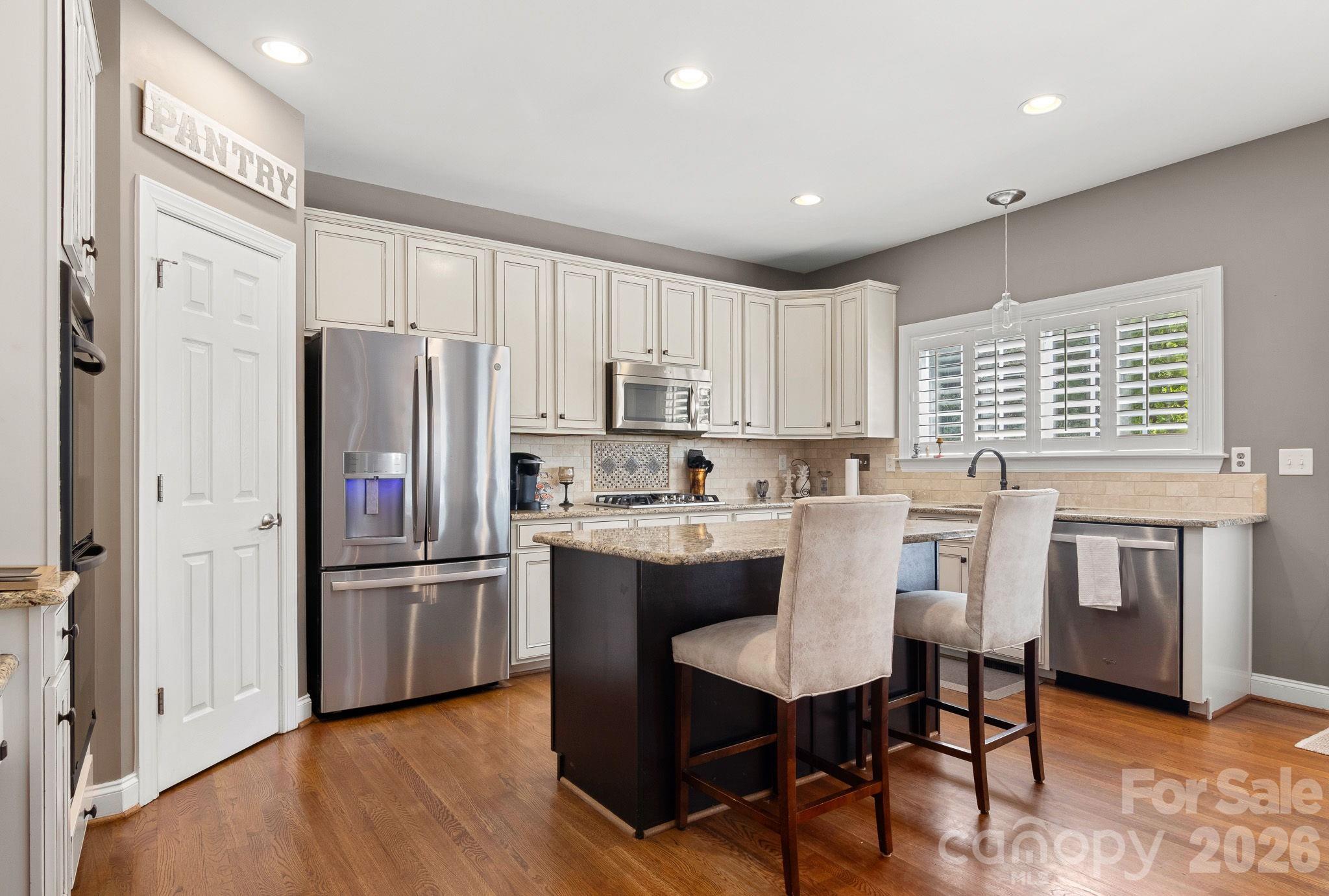 4431 Sunset Rose Drive Property Photo 11