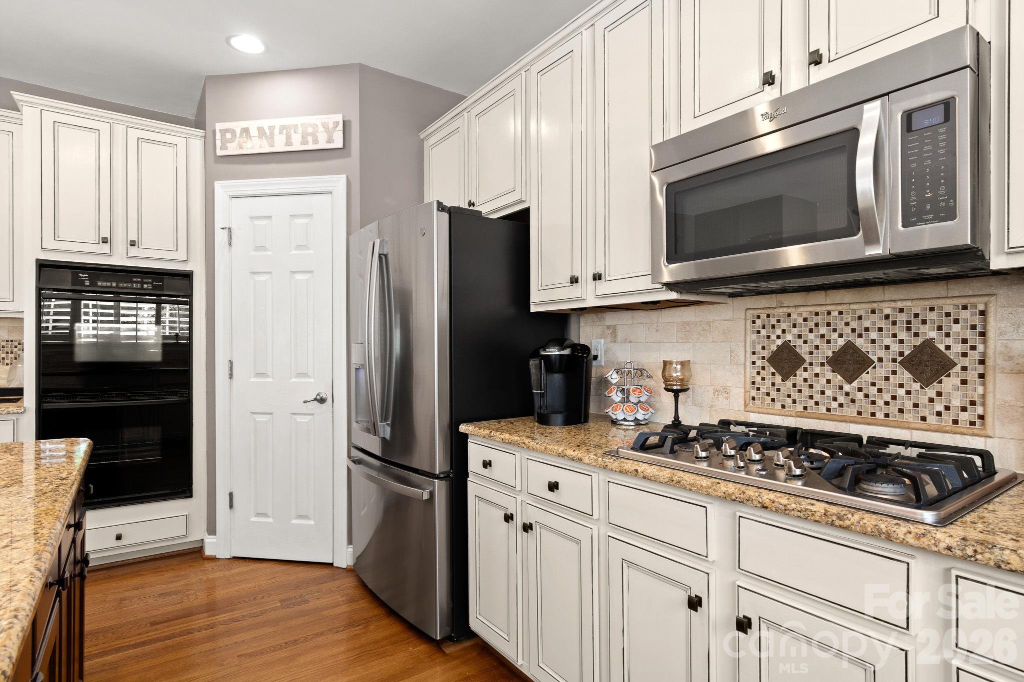 4431 Sunset Rose Drive Property Photo 14